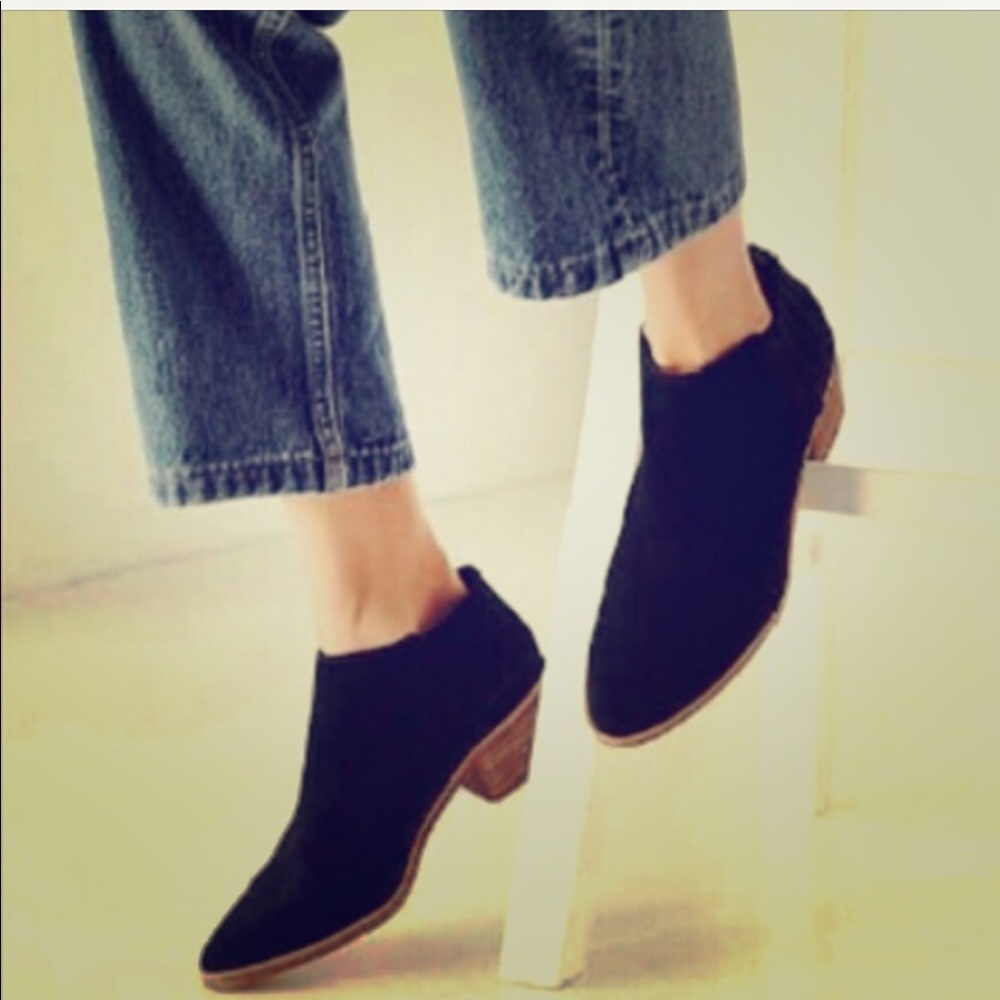 Dolce Vita Ankle Booties